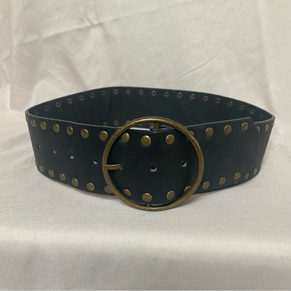 ASOS Circle Studded Belt Size XS Inspired by Carrie Bradshaw SATC Black PU Brass